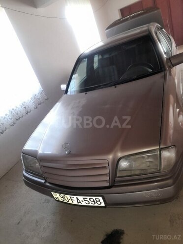 Mercedes C 220 1994, 54,890 km - 2.2 l - Masallı
