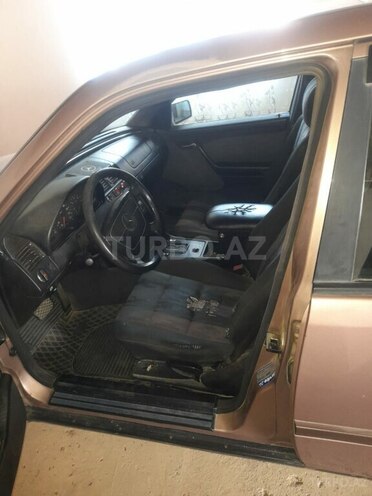 Mercedes C 220 1994, 54,890 km - 2.2 l - Masallı