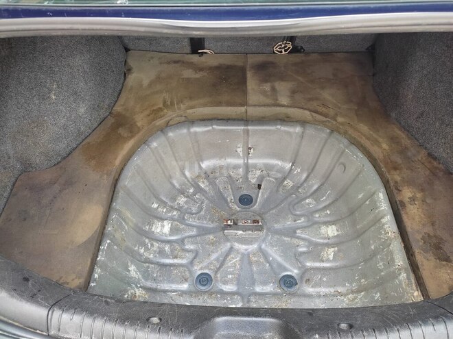 Ford Mondeo 2001, 359,087 km - 1.8 l - Naftalan