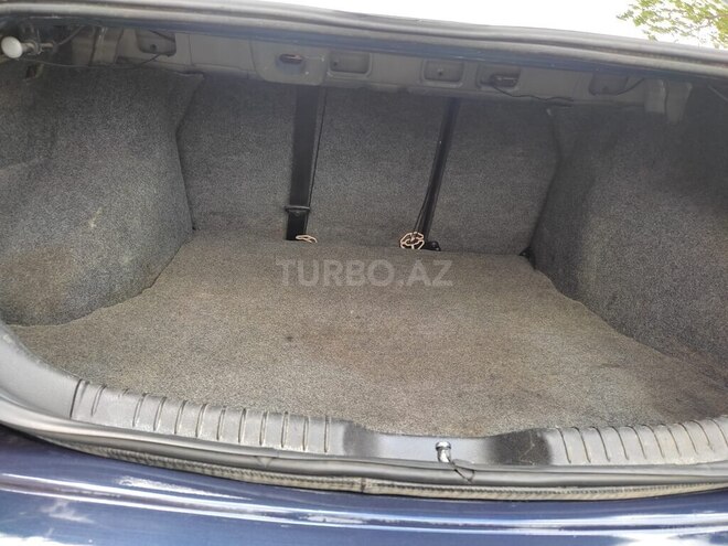 Ford Mondeo 2001, 359,087 km - 1.8 l - Naftalan