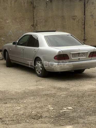 Mercedes E 230 1996, 450,000 km - 2.3 л - Bakı