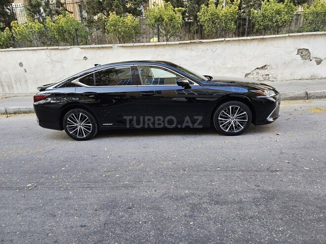 Lexus ES 300h 2021, 39,000 km - 2.5 l - Bakı