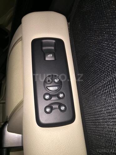 Land Rover Discovery 2010, 258,000 km - 3.0 л - Bakı