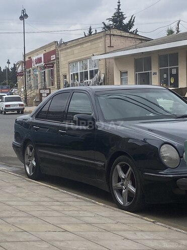 Mercedes E 270 1999, 453,523 km - 2.7 л - Tovuz