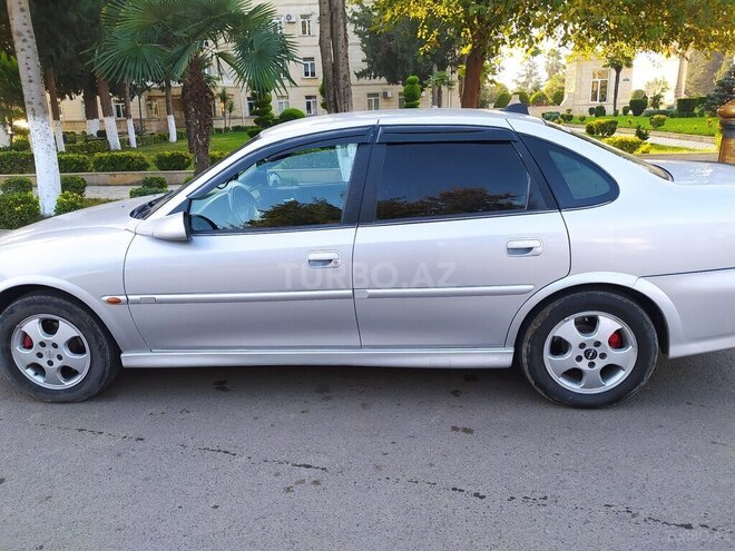 Opel Vectra 1999, 326,100 km - 1.6 l - Cəlilabad