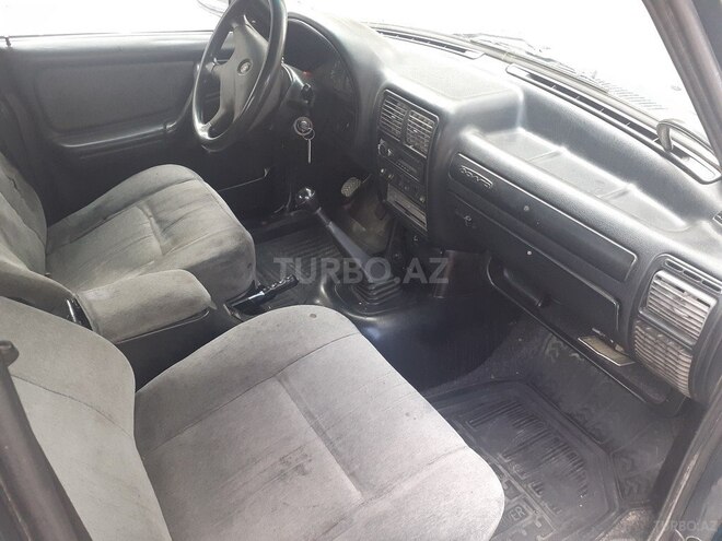 GAZ 31105 2004, 213,000 km - 2.4 л - Bakı