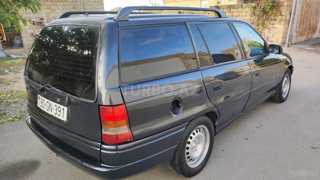 Opel Astra 1995, 100,000 km - 1.8 l - Bakı