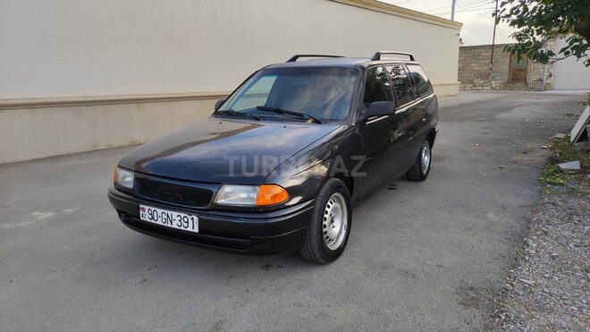 Opel Astra 1995, 100,000 km - 1.8 l - Bakı