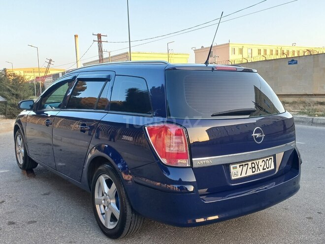 Opel Astra 2010, 180,000 km - 1.3 л - Bakı