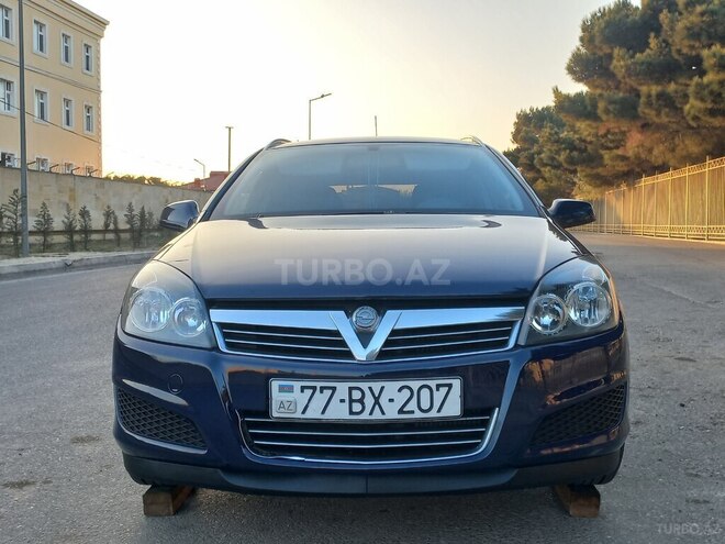 Opel Astra 2010, 180,000 km - 1.3 л - Bakı