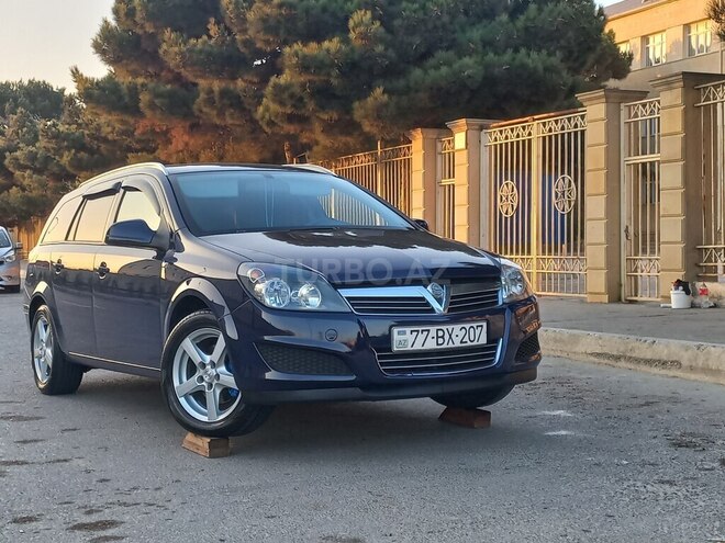 Opel Astra 2010, 180,000 km - 1.3 л - Bakı
