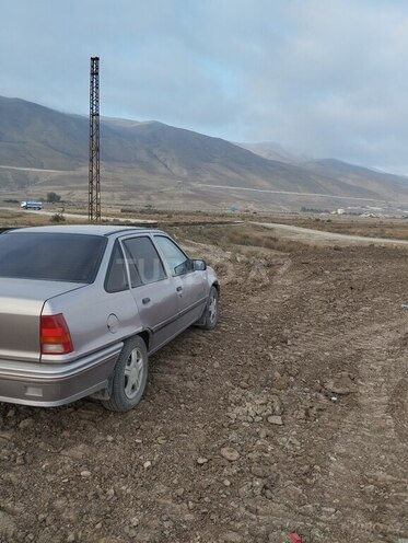 Daewoo Nexia 1994, 200,000 km - 1.5 л - Bakı