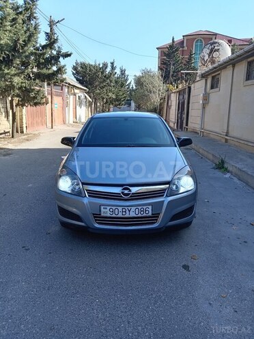 Opel Astra 2009, 220,000 km - 1.4 l - Bakı