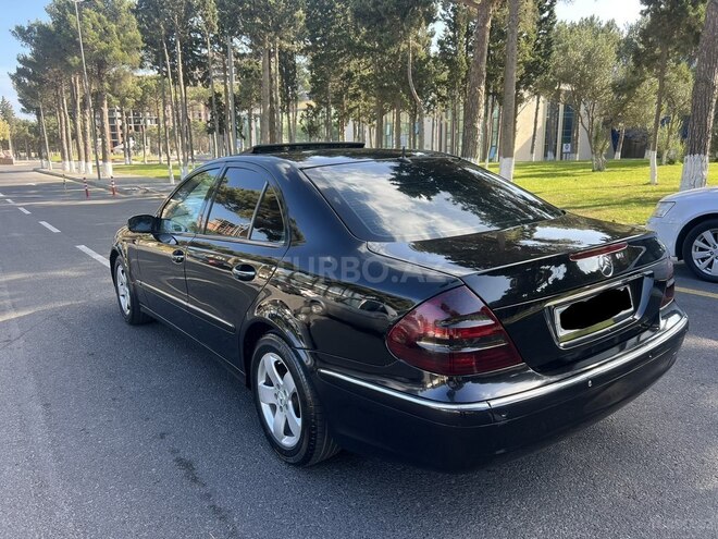 Mercedes E 220 2003, 278,000 km - 2.2 l - Bakı