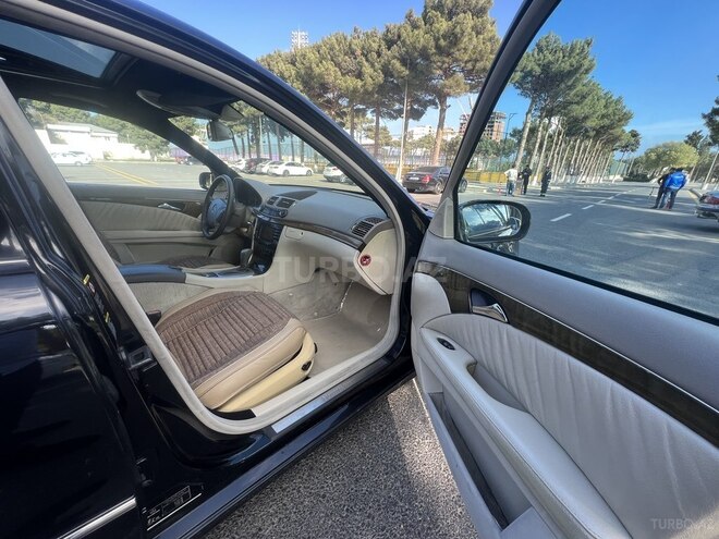 Mercedes E 220 2003, 278,000 km - 2.2 l - Bakı