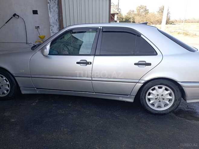 Mercedes C 240 2000, 180,000 km - 2.4 l - Balakən