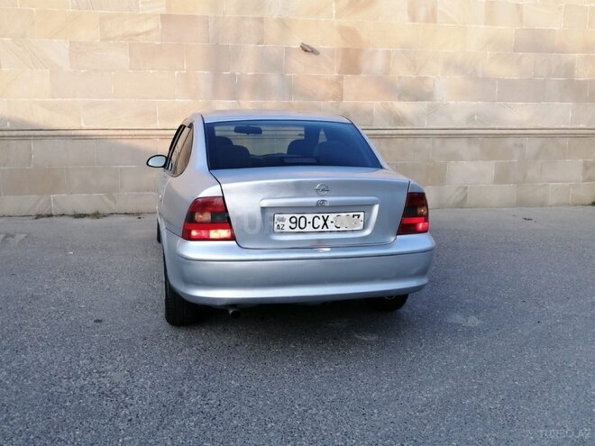 Opel Vectra 1998, 490,000 km - 2.0 l - Bakı