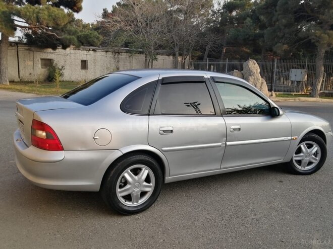 Opel Vectra 1998, 490,000 km - 2.0 l - Bakı