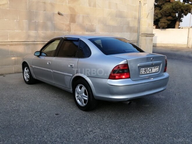 Opel Vectra 1998, 490,000 km - 2.0 l - Bakı
