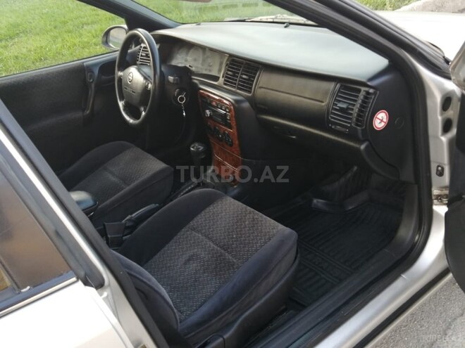Opel Vectra 1998, 490,000 km - 2.0 l - Bakı