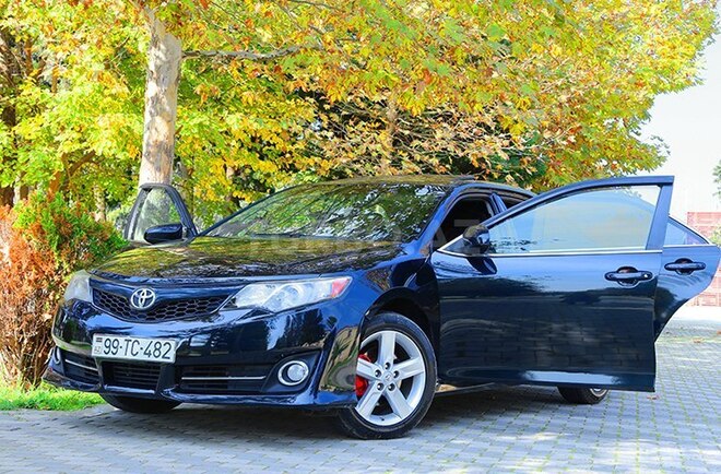 Toyota Camry 2012, 173,809 km - 2.5 л - Bakı