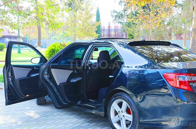 Toyota Camry 2012, 173,809 km - 2.5 л - Bakı