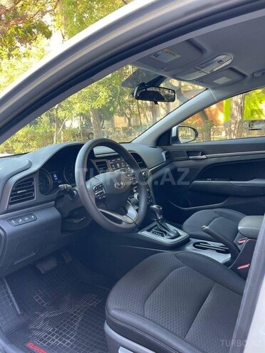 Hyundai Elantra 2018, 77,000 km - 2.0 l - Bakı
