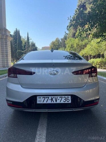 Hyundai Elantra 2018, 77,000 km - 2.0 l - Bakı