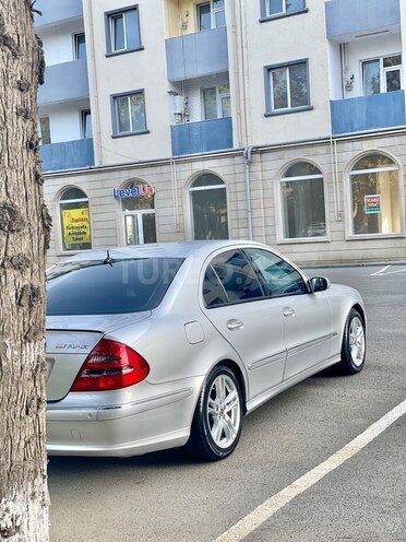 Mercedes E 240 2002, 277,132 km - 2.4 l - Masallı