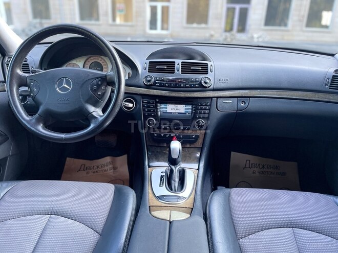 Mercedes E 240 2002, 277,132 km - 2.4 l - Masallı