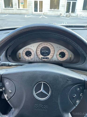 Mercedes E 240 2002, 277,132 km - 2.4 l - Masallı