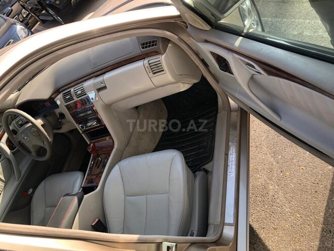 Mercedes E 320 2000, 430,000 km - 3.2 l - Bakı