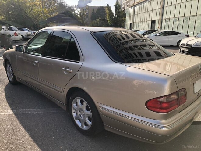 Mercedes E 320 2000, 430,000 km - 3.2 l - Bakı