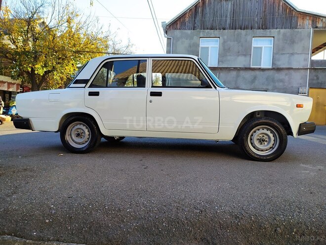 LADA (VAZ) 2107 2005, 28,554 km - 1.6 л - Göygöl