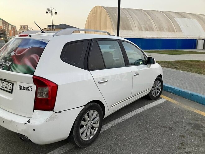 Kia Carens 2010, 300,000 km - 2.0 l - Bakı