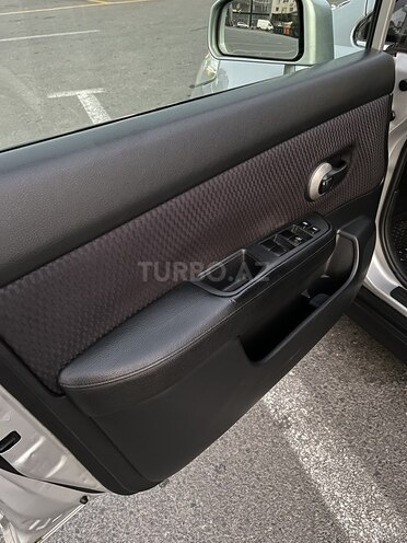 Nissan Tiida 2008, 284,000 km - 1.6 l - Bakı