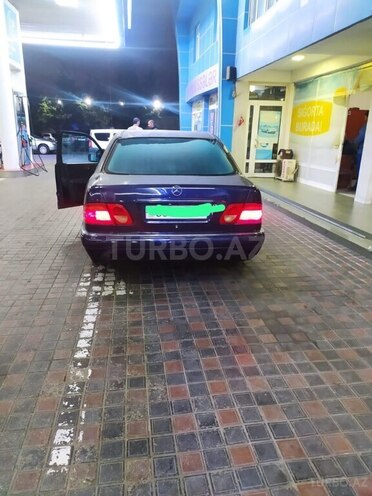Mercedes E 240 1998, 381,000 km - 2.4 l - Bakı
