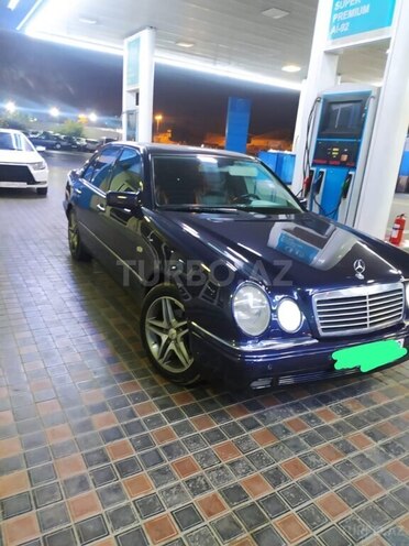 Mercedes E 240 1998, 381,000 km - 2.4 l - Bakı