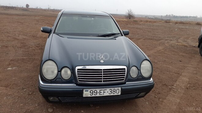 Mercedes E 220 1999, 401,001 km - 2.2 l - Bakı
