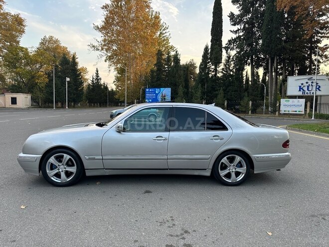 Mercedes E 230 1997, 328,000 km - 2.3 l - Mingəçevir