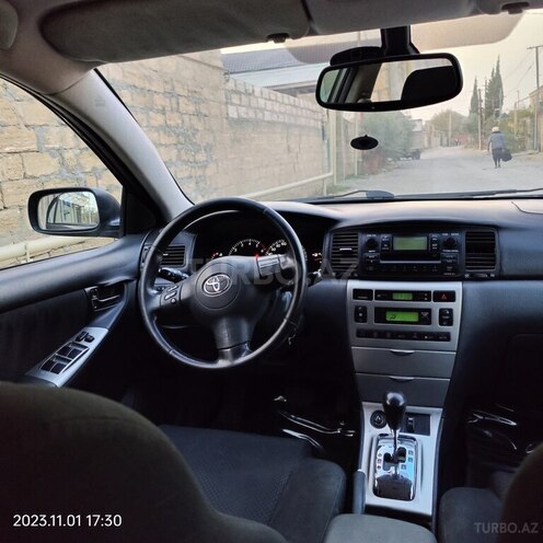 Toyota Corolla 2004, 207,000 km - 1.4 л - Bakı