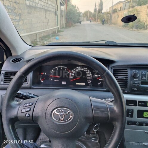 Toyota Corolla 2004, 207,000 km - 1.4 л - Bakı