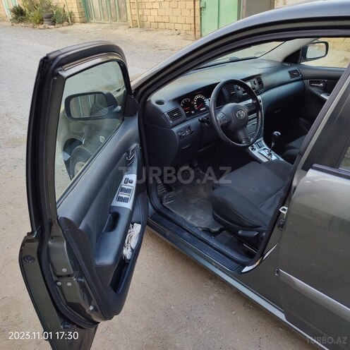 Toyota Corolla 2004, 207,000 km - 1.4 л - Bakı
