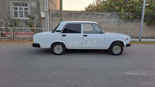 LADA (VAZ) 2107 2008, 140,000 km - 1.6 l - Qazax