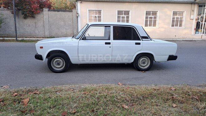 LADA (VAZ) 2107 2008, 140,000 km - 1.6 l - Qazax