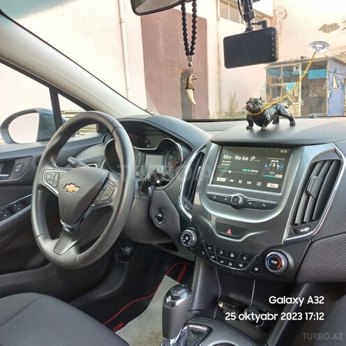Chevrolet Cruze 2017, 98,000 km - 1.4 l - Gəncə