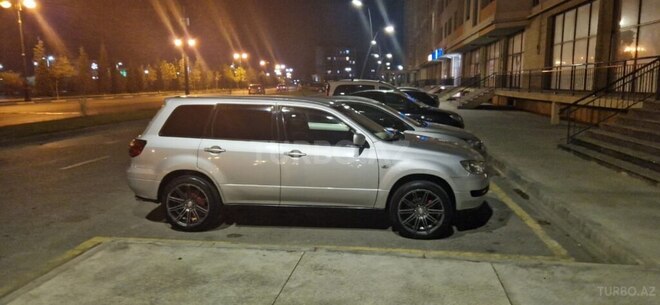Mitsubishi Airtrek 2001, 250,000 km - 2.0 l - Sumqayıt