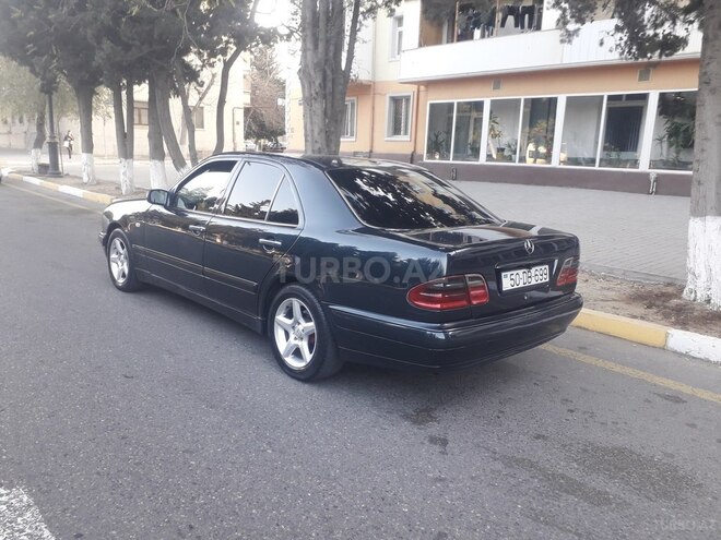 Mercedes E 240 1999, 315,263 km - 2.4 л - Sumqayıt