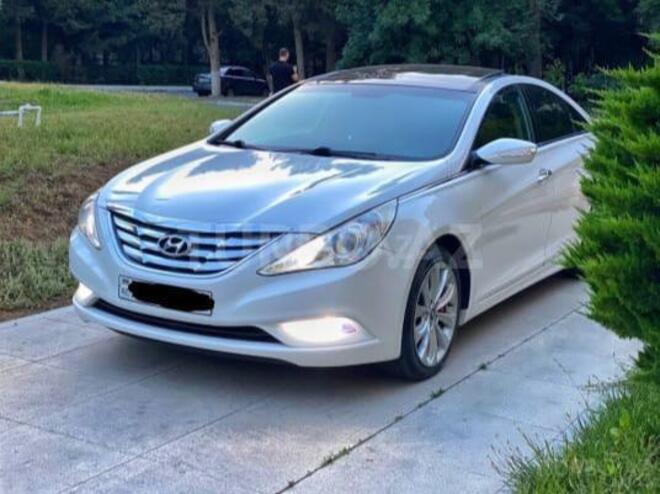 Hyundai Sonata 2010, 230,000 km - 2.4 l - Samux