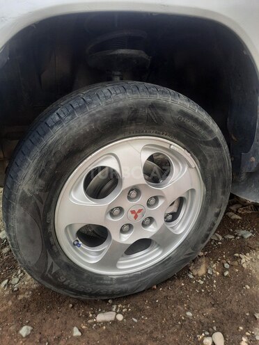 Mitsubishi Pajero io 1999, 334,000 km - 1.8 l - Ağcabədi